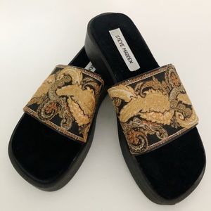 Steve Madden Tapestry Slides